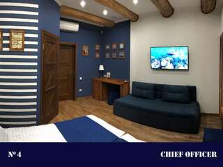 Мини-отель Lucky Ship Art Hotel Одесса Большой двухместный номер с 1 кроватью или 2 отдельными кроватями - Без окна-5