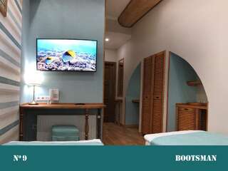 Мини-отель Lucky Ship Art Hotel Одесса Улучшенный двухместный номер с 1 кроватью или 2 отдельными кроватями-5