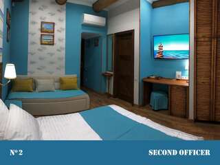 Мини-отель Lucky Ship Art Hotel Одесса Большой двухместный номер с 1 кроватью или 2 отдельными кроватями-5
